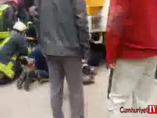 Kamyonun altında sıkışan çocuğu AFAD ve itfaiye ekipleri çıkardı