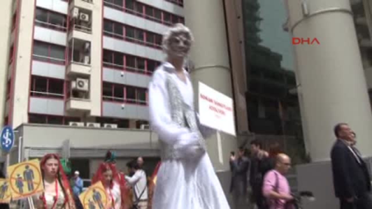 İzmir'de Dünya Tiyatro Günü Etkinlikleri -1