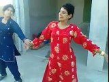 (1) Nesha Butt Cute Girl dance at home