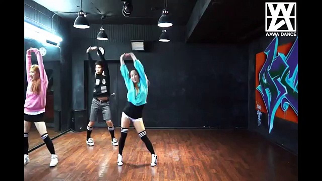 Ice Cream Cake -Red Velvet Dance