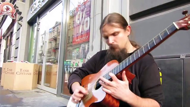 guitarrista callejero