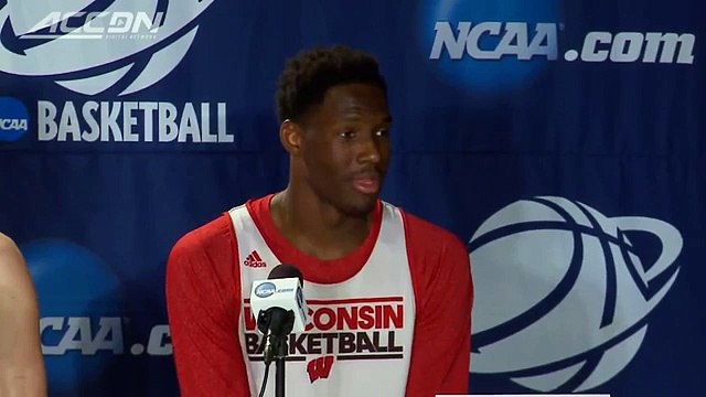 Basketteur embarrassé