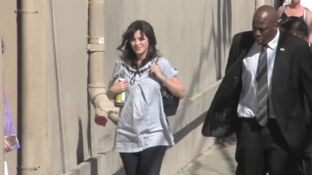 Zooey Deschanel Complains About the Limits of a Pregnancy Diet