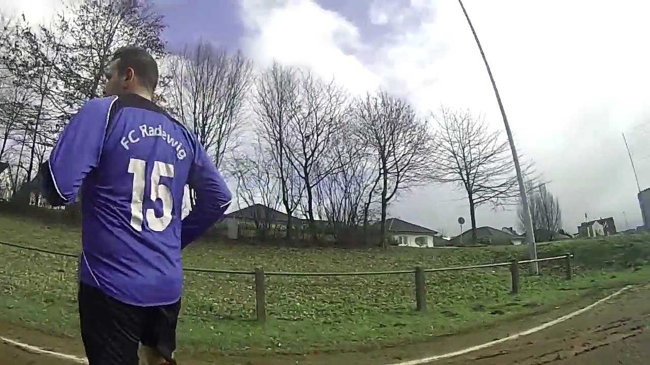 FC Radewig II Vs Bünder SV III warm-up (4-2) (01.03.2015)