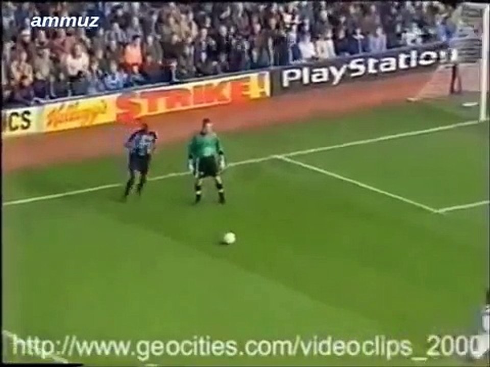Funny Referee and Football Moments