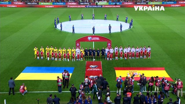 Гимн Украины / Гімн України - (Испания - Украина 27.03.2015) / (Іспанія - Україна 27.03.2015)