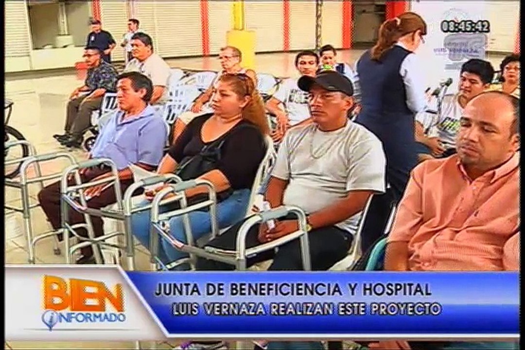 Bien Informado - Entrega de silla de ruedas