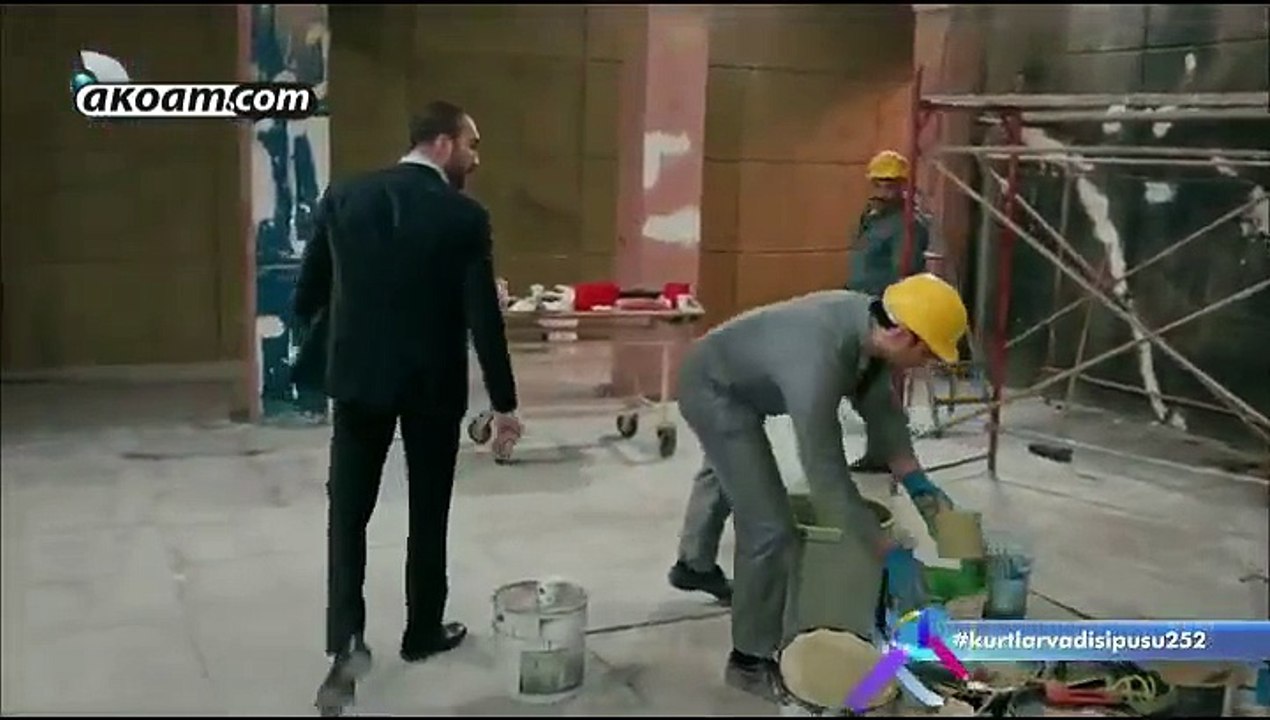 الحلقة السادسة والأربعون من الجزء التاسع من مسلسل وادي الذئاب Kurtlar Vadisi Pusu مترجم للعربية