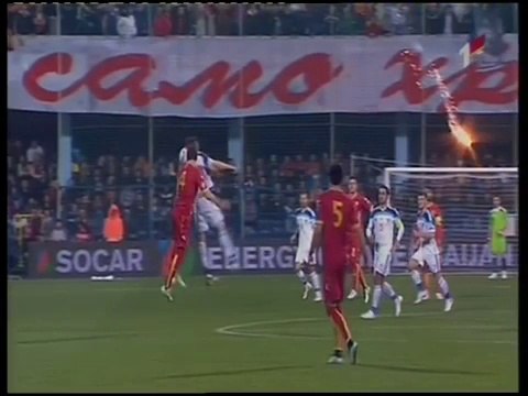 Igor Akinfeev hit by flare, Montenegro vs Russia qualifier, 27. march 2015.