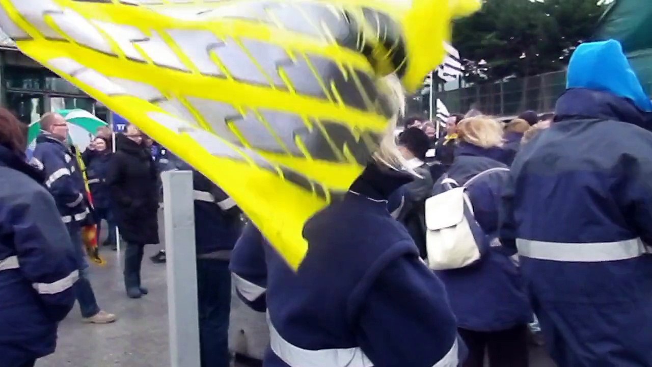 manif devant t f 1