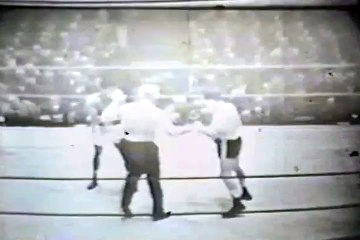 Sugar Ray Robinson vs Paul Pender I  1960-01-22