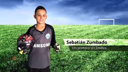 La determinación de este pequeño portero frena cualquier gol que la vida le quiera hacer