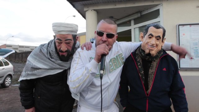 Les impros du jour de l'ouvrier- rappeur Najib aux portes ouvertes organisées par les salariés licenciés de Sambre et Meuse à Feignies: