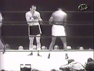 Sugar Ray Robinson vs Carmen Basilio I  1957-09-23