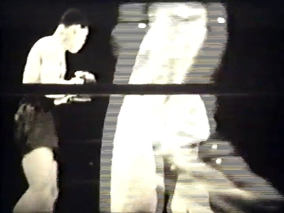 Joe Louis vs Tommy Farr  1937-08-30