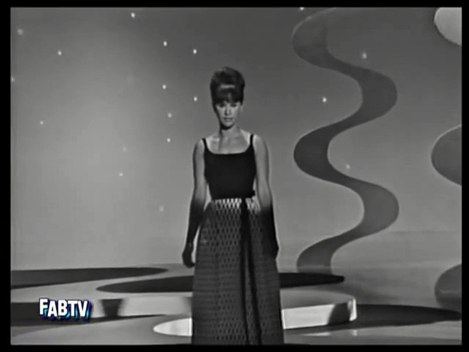 Astrud Gilberto & Stan Getz_ The Girl From Ipanema- 1964