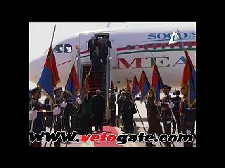 محلب يستقبل نظيره اللبنانى بمطار شرم الشيخ الدولى