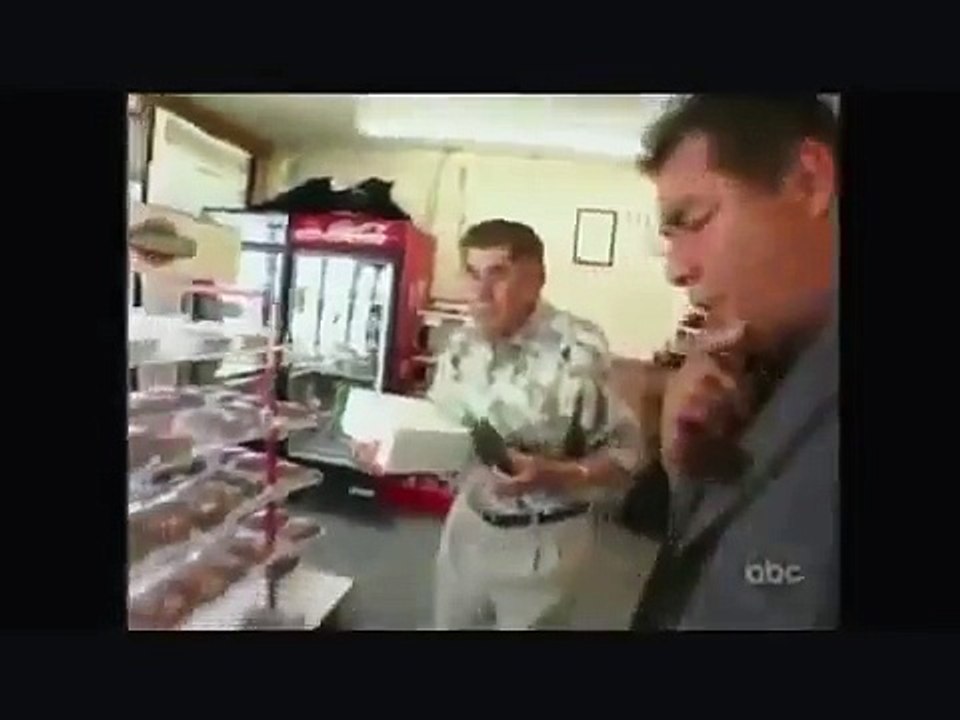 Muslim woman called a Terrorist in a Grocery Shop. See What Happens Next