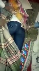 Uyuyan gence yapılan şaka