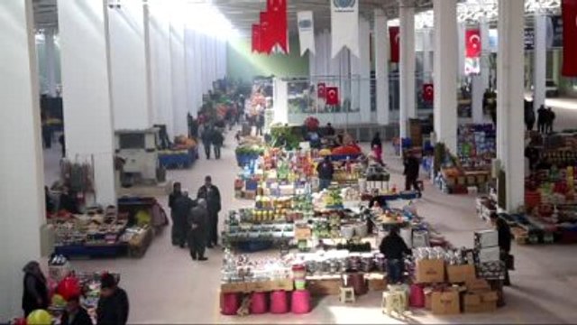 Pazar Yeri Değil Sanki Avm