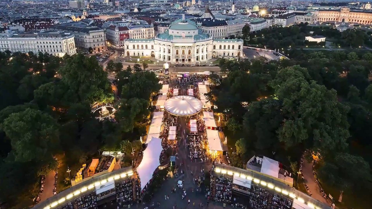 Barcelonautes - Ingrid Frizberg, Conchita Wurst- VienaSphere