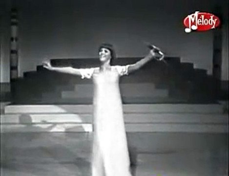 MIREILLE MATHIEU - L amour oublie le temps (NB)