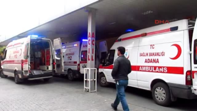 Ceyhan Tarım İşçilerini Taşıyan Traktör Şarampole Yuvarlandı 2 Ölü, 14 Yaralı