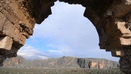 Antik Dünyanın İlk Duble Yolu"