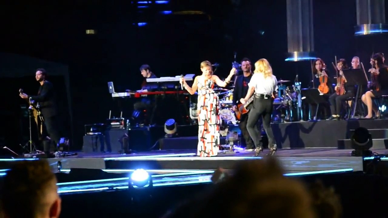Ciao feat. Emma Marrone @ Alessandra Amoroso Verona (19.05.2014)