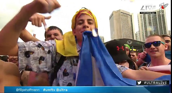 Oliver Heldens & Shaun Frank ft. Delaney Jane - Shades Of Grey [Live from UMF Miami 2015]