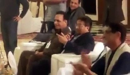 Leaked Video- Pervez Musharraf Singing Ghazal in A Private Party