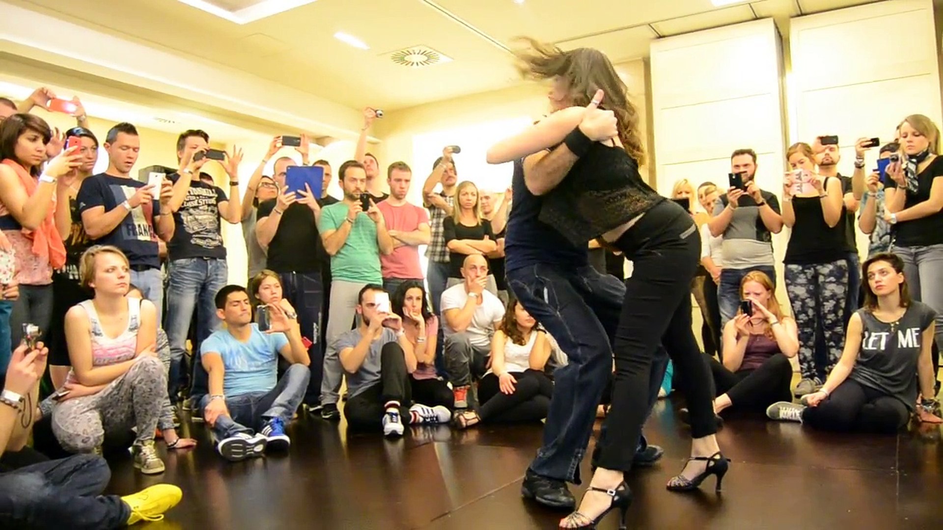 Guido Bachatero & Debora [Bachata Sensual] @ Bachata Day 2015