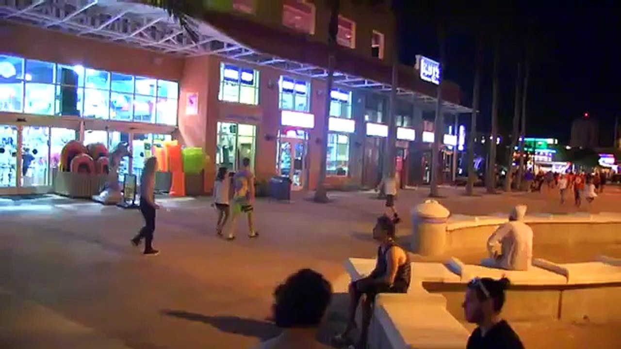 Prank Gone WRONG! HAND SANDWICH PRANK. Handwiched (Full Version)