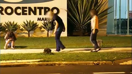 Bu Kız Adamı Kalpten Götürür...