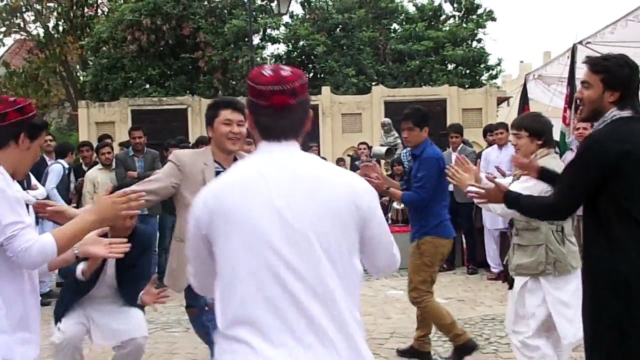 Today dated 28-03-2015 Jashan- E- Nowruz festival  held in LOKVIRSA Islamabad and a guest whos belong to Hunza VAlley visitors performance dance at the Pindall.