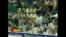 Shahid Afridi 70 off 43 vs New Zealand Sharjah 2001