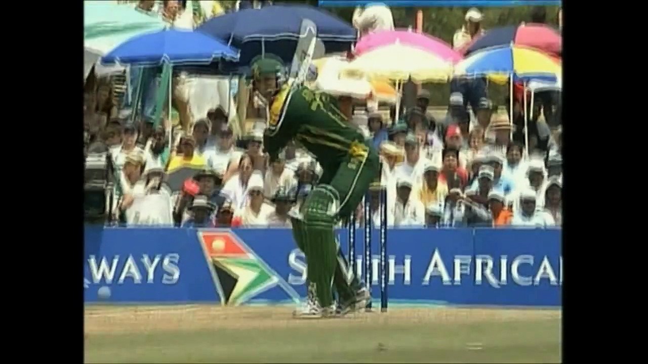 Shahid Afridi's 23rd Birthday Cameo Innings vs India 2003 World Cup