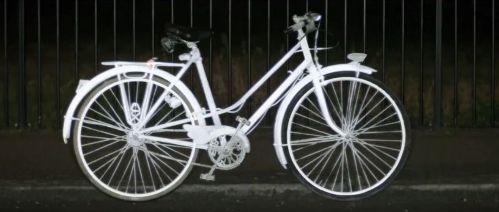 Volvo lance une peinture réfléchissante pour les cyclistes (LifePaint)