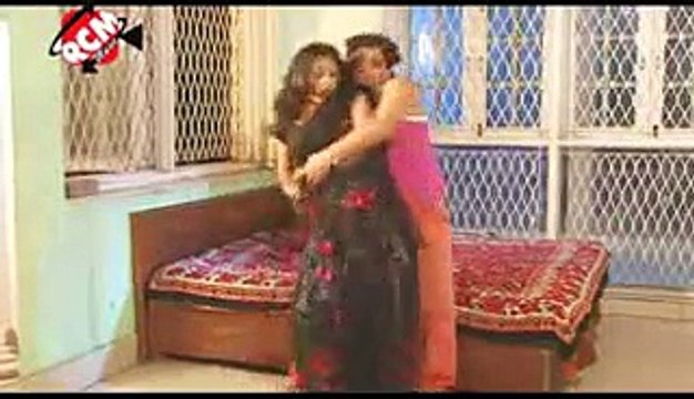 HD हाली हाली खुल जाता साया के डोरी - 2014 New Bhojpuri Hot Song - Uttam Bihari