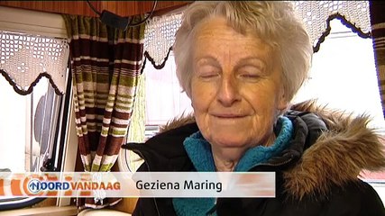 Oude caravans nemen centrum Veendam over - RTV Noord