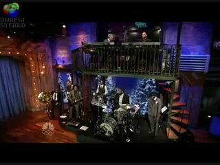 Jeremy Renner singing on Jimmy Fallon