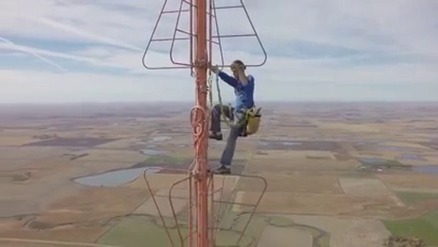 Ever thought Climbing on 1500 Feet Antenna