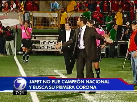 Jeaustin Campos y Jafet Soto pasaron de la oficina a acariciar el título de campeón