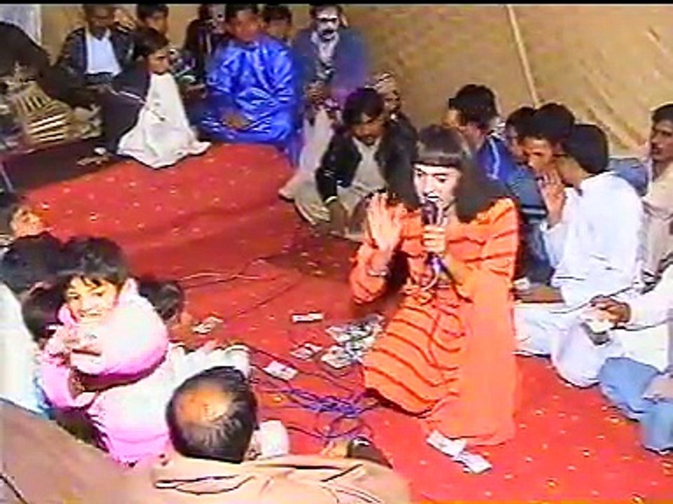 tere mare beech main-(babar- gohar ali faridi drama party)dijkot