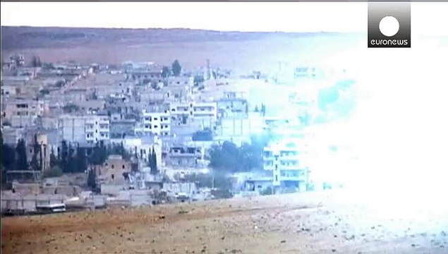 Neue Luftangriffe auf IS-Miliz - Nusra-Front rückt in Idlib ein