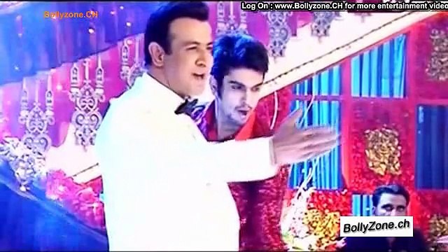 Ronit Ko Aaya Gussa!!! - Itna Karo Na Mujhe Pyaar - 29th March 2015