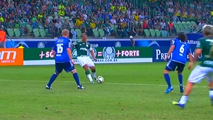 Alex jübilesinde şov yaptı