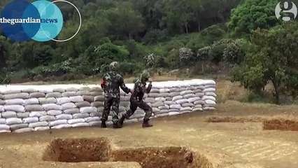 Acemi Askere El Bombası Verilirse!