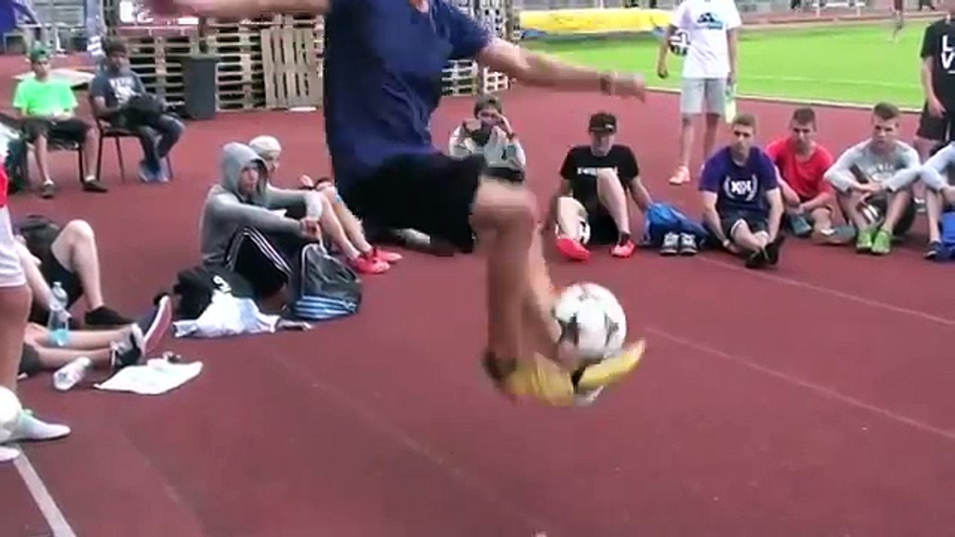 ⁣Freestyle Football Skills| Freestyle Football World Championships|Freestyle Football Tricks