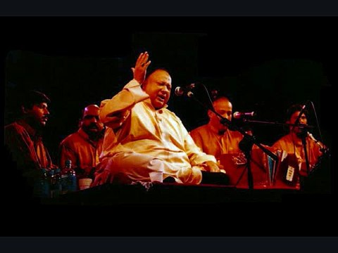 Kali Kali Zulfon Ke Phande - Nusrat Fateh Ali Khan Qawali